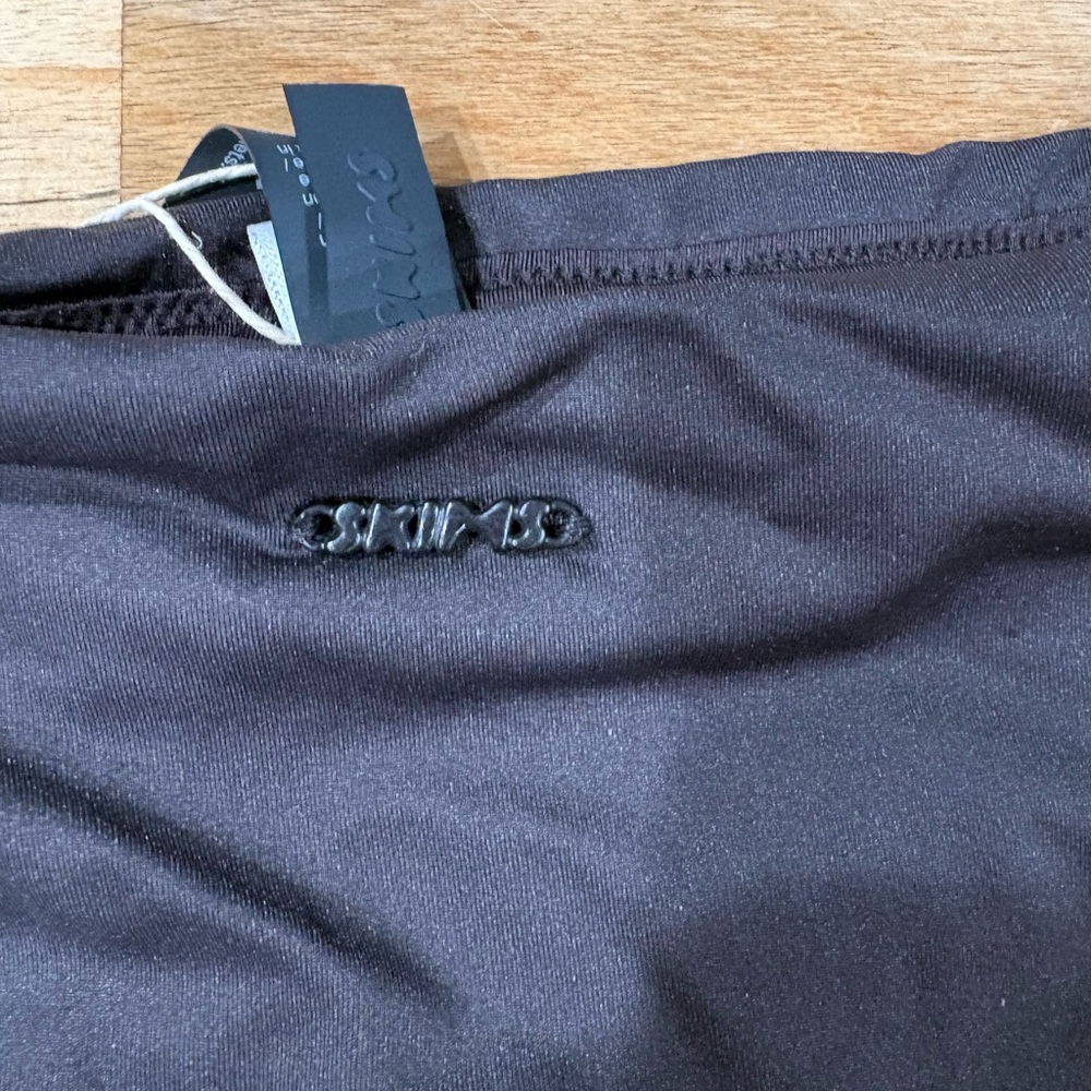 Skims Kim Kardashian Women’s Signature Swim Mid Waist Bottom L New with Tags - Picture 4 of 4
